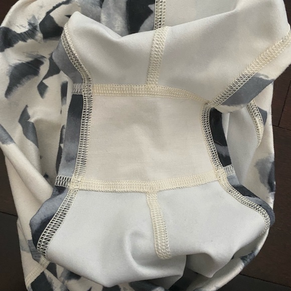 Lululemon Roll Down Luon Boogie Shorts - Picture 5 of 5